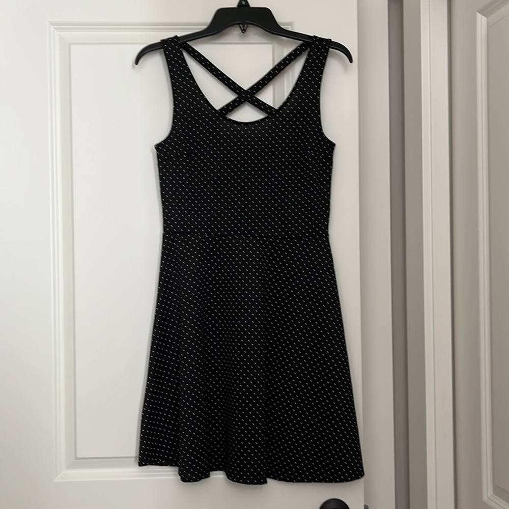 EUC-Cute/casual H & M black dress with white polkadots. Only worn once. Size S